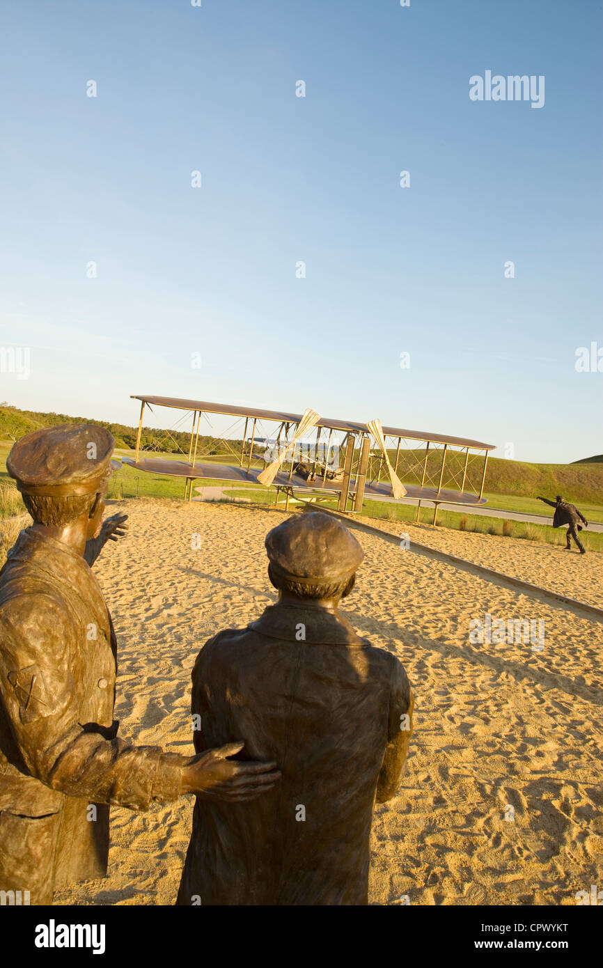 FIRST FLIGHT SCULPTURE (©STEVEN H SMITH 2003) WRIGHT BROTHERS NATIONAL MEMORIAL KITTY HAWK OUTER BANKS NORTH CAROLINA USA Stock Photo