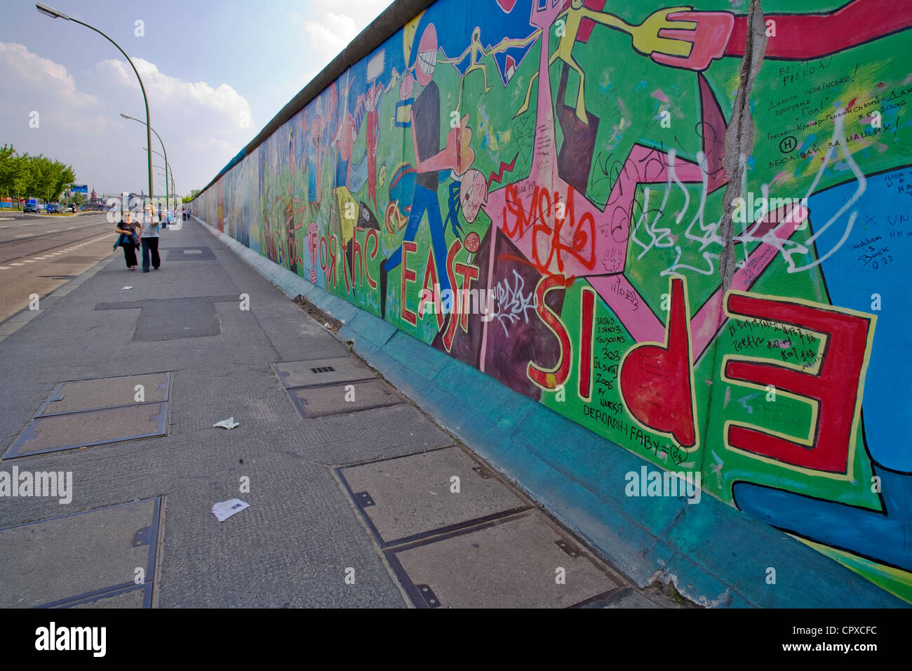 Graffiti on the Berlin Wall's Eastside Gallery, Berlin, Germany Stock Photo