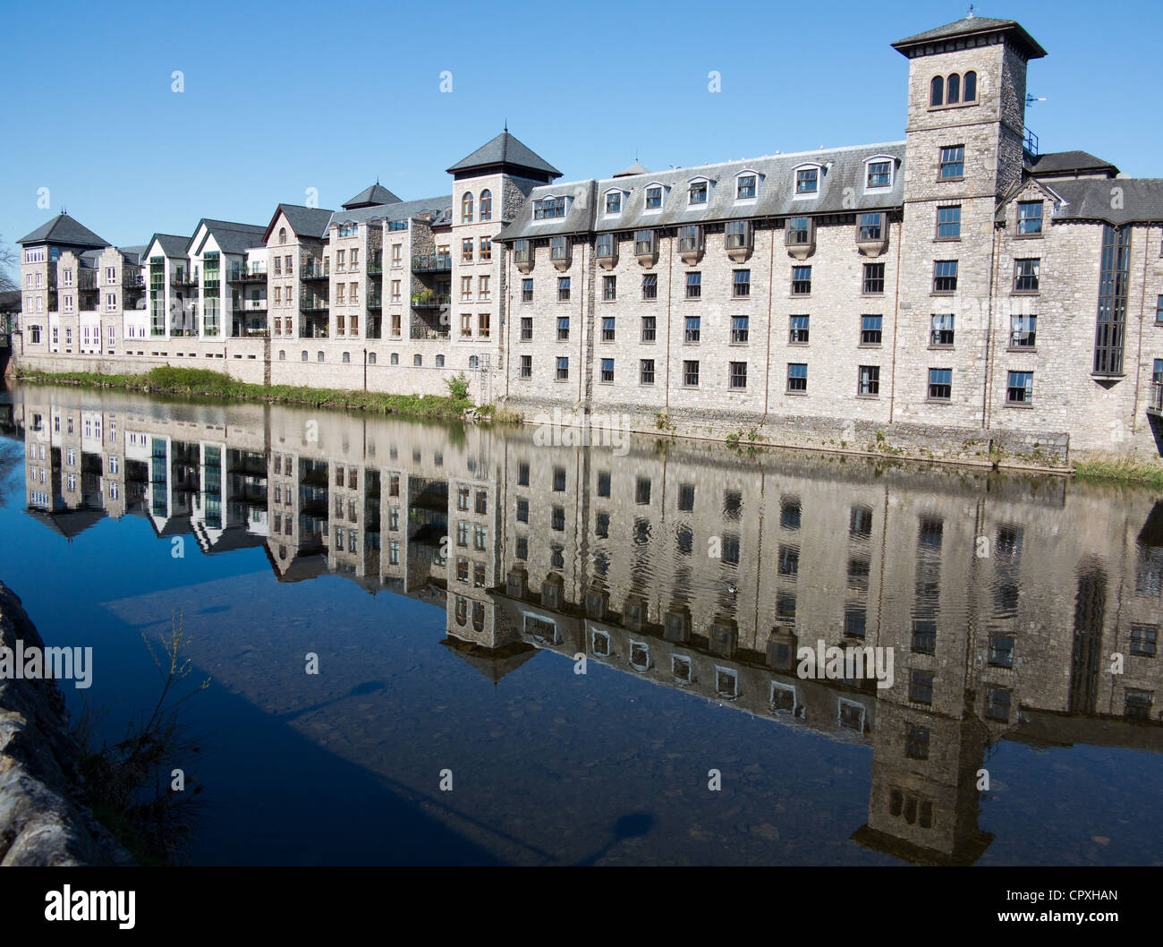The Riverside Hotel and private apartments on the River Kent in Kendal