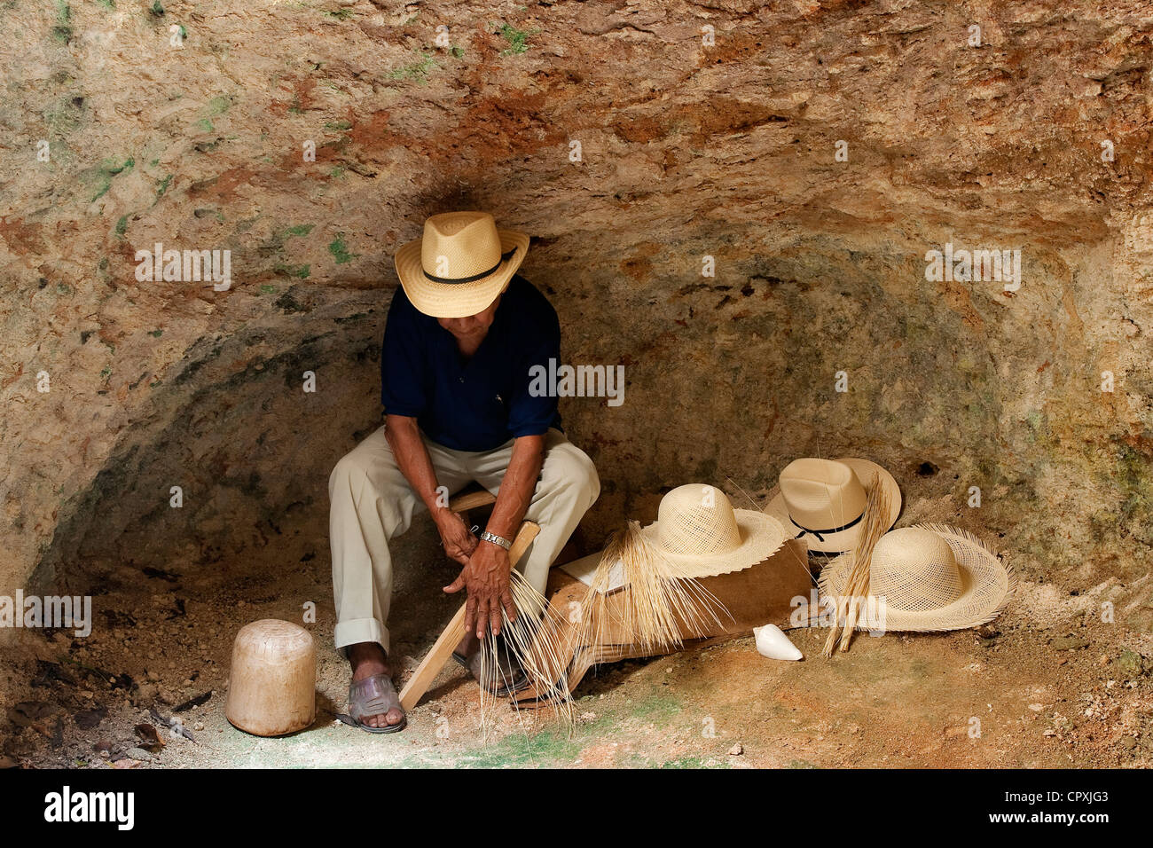Mexico Yucatan State Becal the Panamas hats made from the leaves of ...