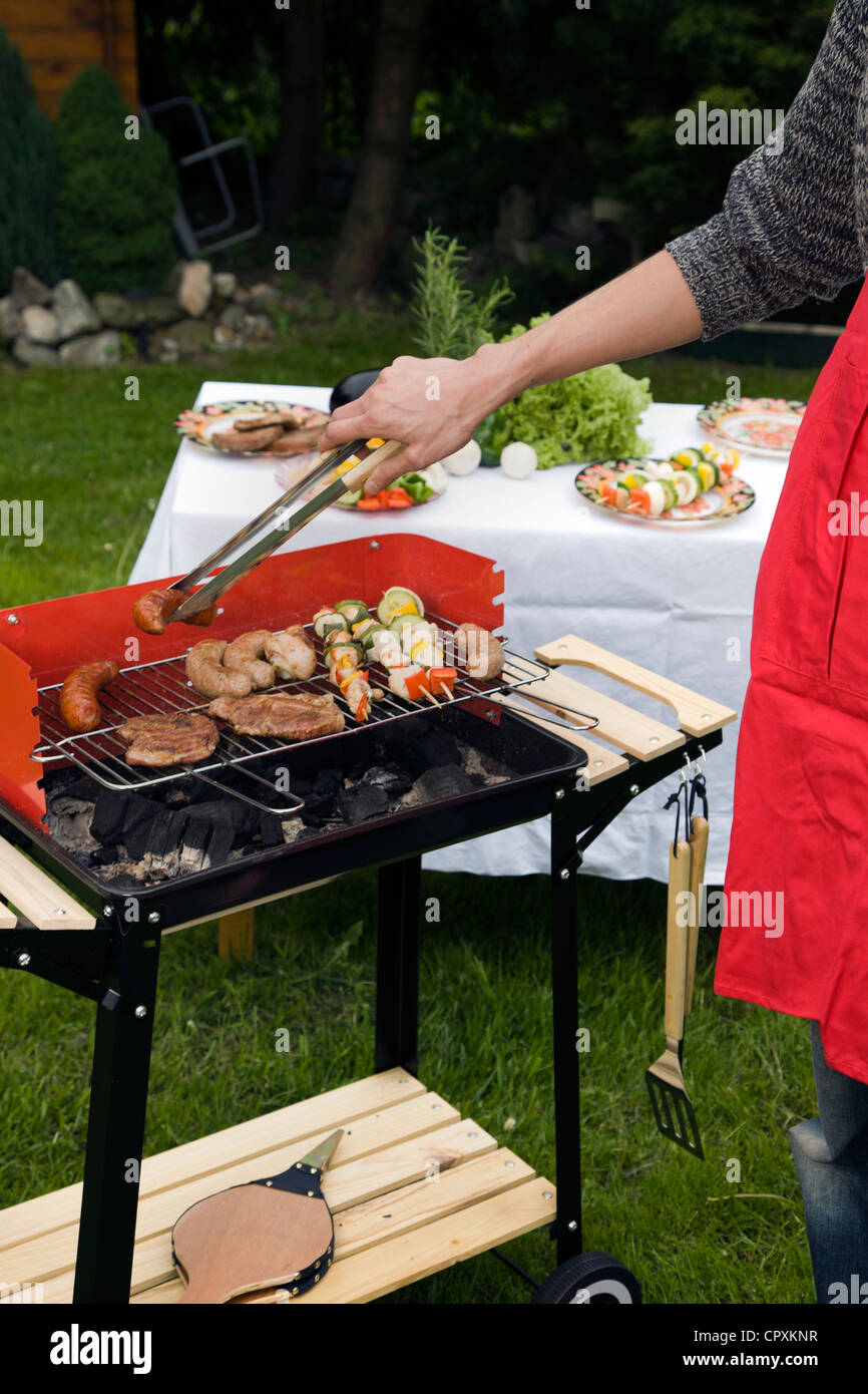 Grill garden green grass good hi-res stock photography and images - Alamy