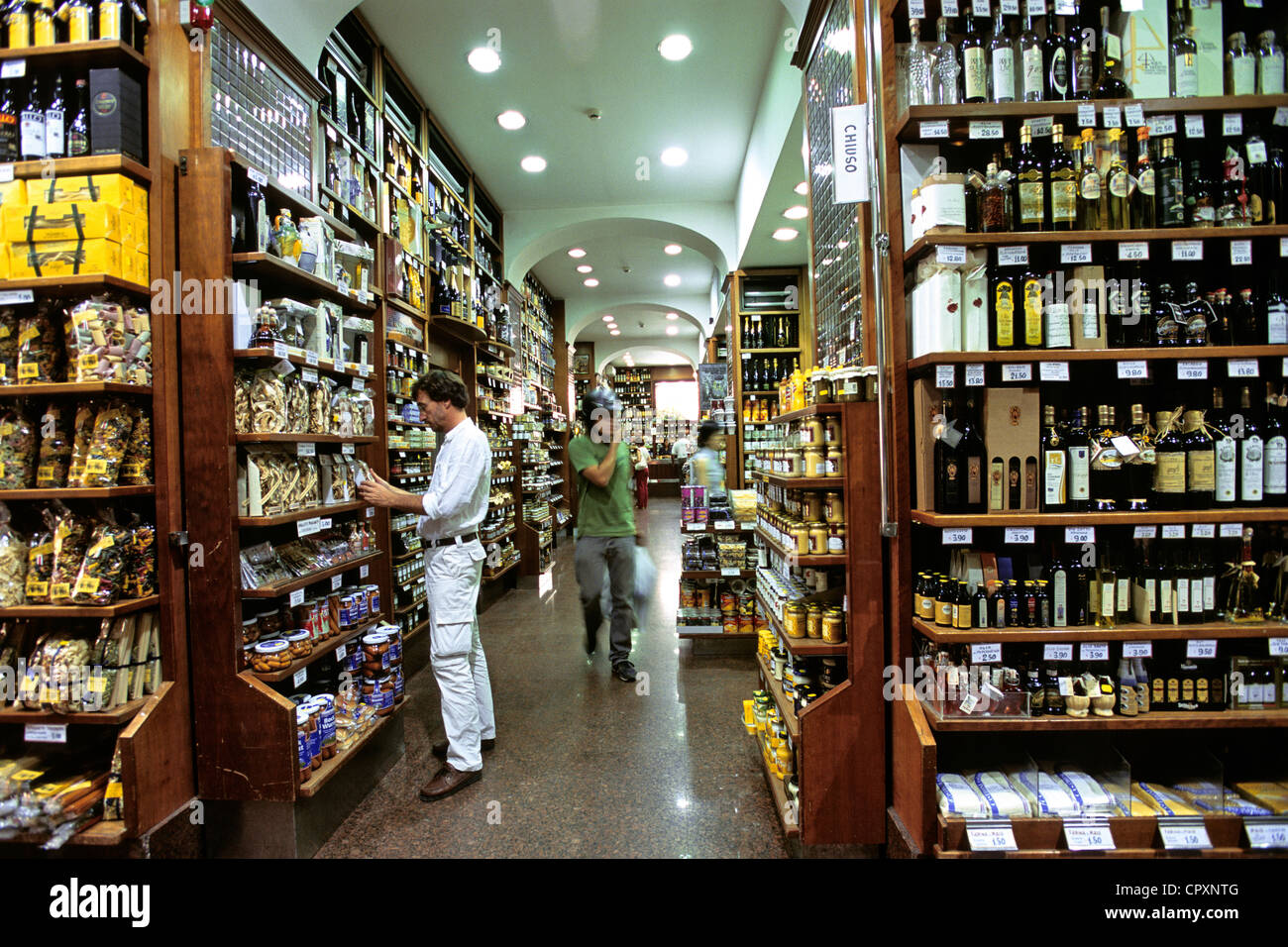 Italian grocers hires stock photography and images Alamy