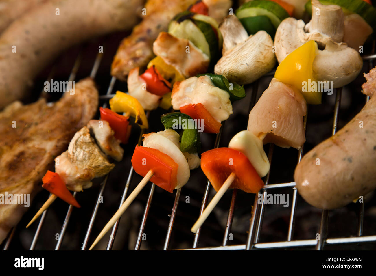 Grill garden green grass good hi-res stock photography and images - Alamy