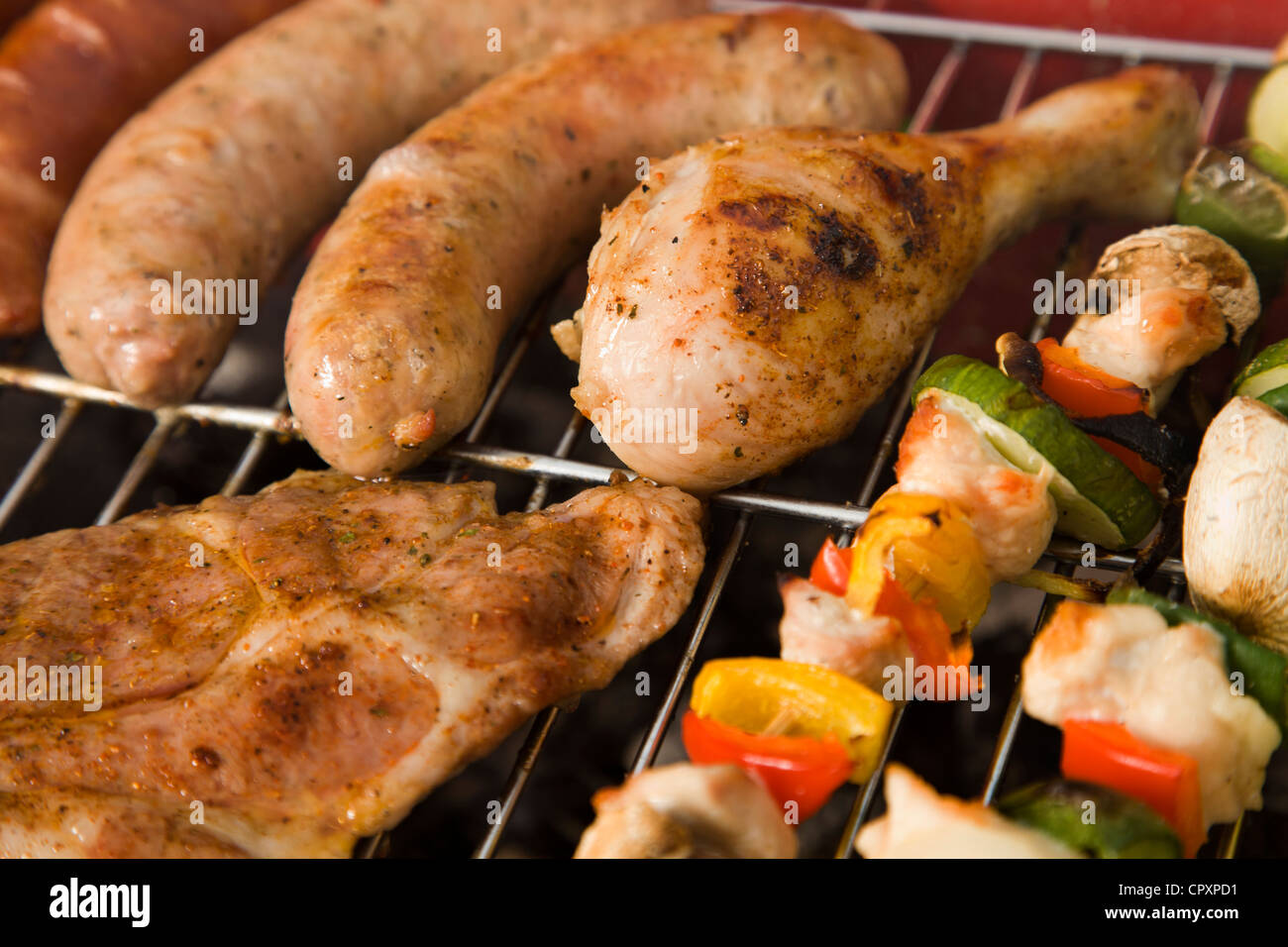 Grill garden green grass good hi-res stock photography and images - Alamy
