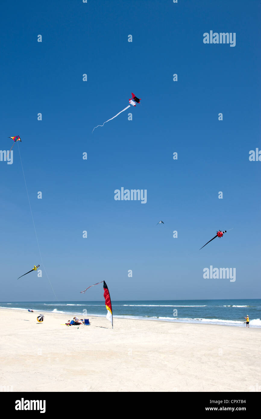 KITE FLYING ON BEACH HATTERAS ISLAND CAPE HATTERAS NATIONAL SEASHORE