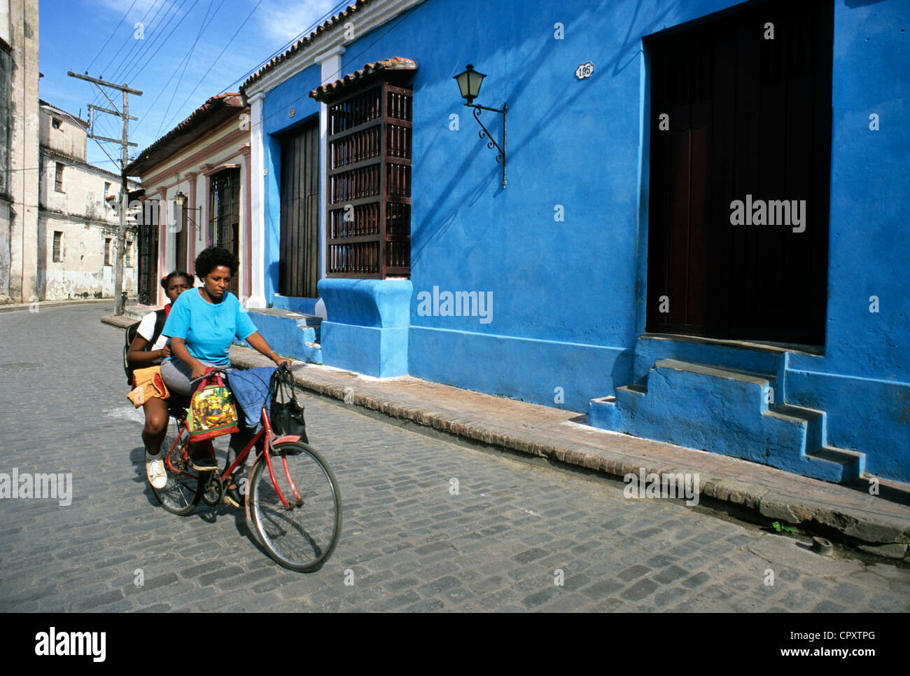 Camaguey cuba colonial architecture hi-res stock photography and images ...