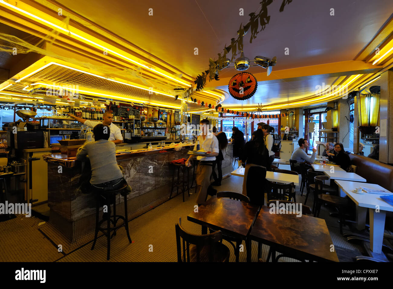 France, Paris, the Butte Montmartre, Rue Lepic, Cafe des Deux Moulins, cinema set of Le Fabuleux Destin d'Amelie Poulain movie Stock Photo