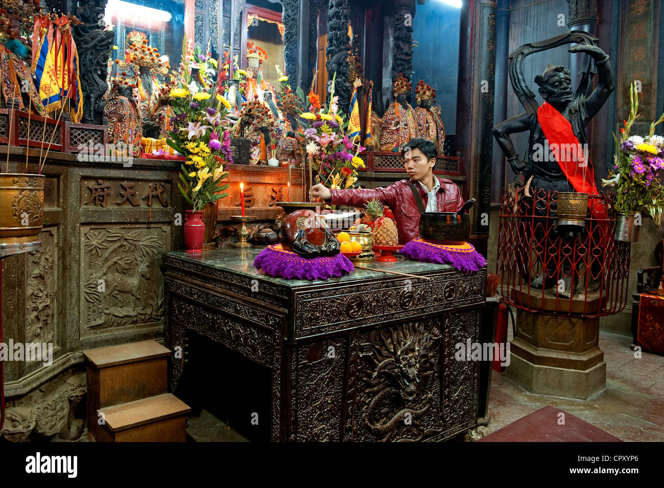 Taiwan, Kaohsiung, Cijin Island, Matsu Temple, faithful Stock Photo