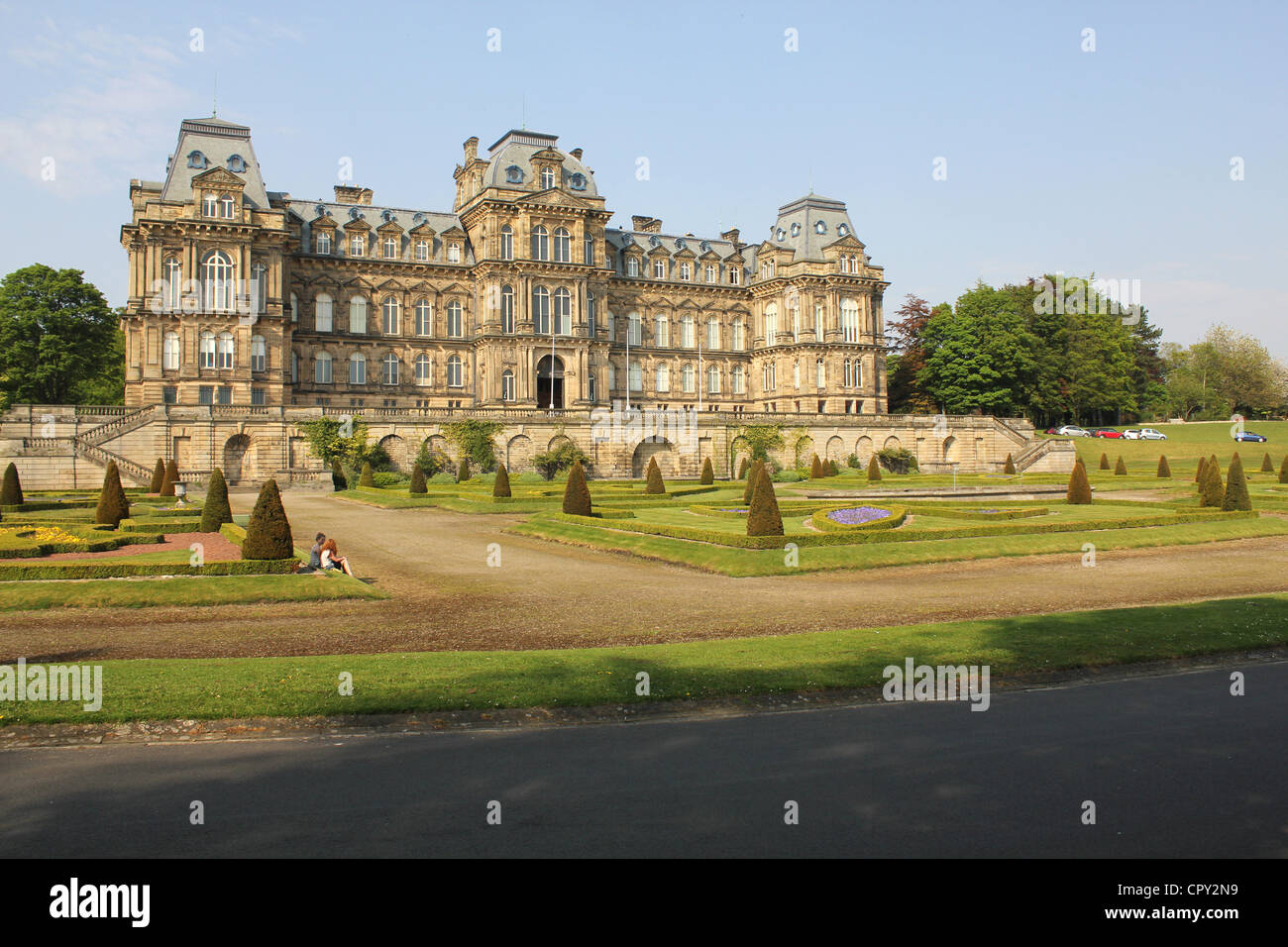 Bowes Museum, Barnard Castle, County Durham, North East England. 23rd May 2012 - museum and formal gardens. Stock Photo