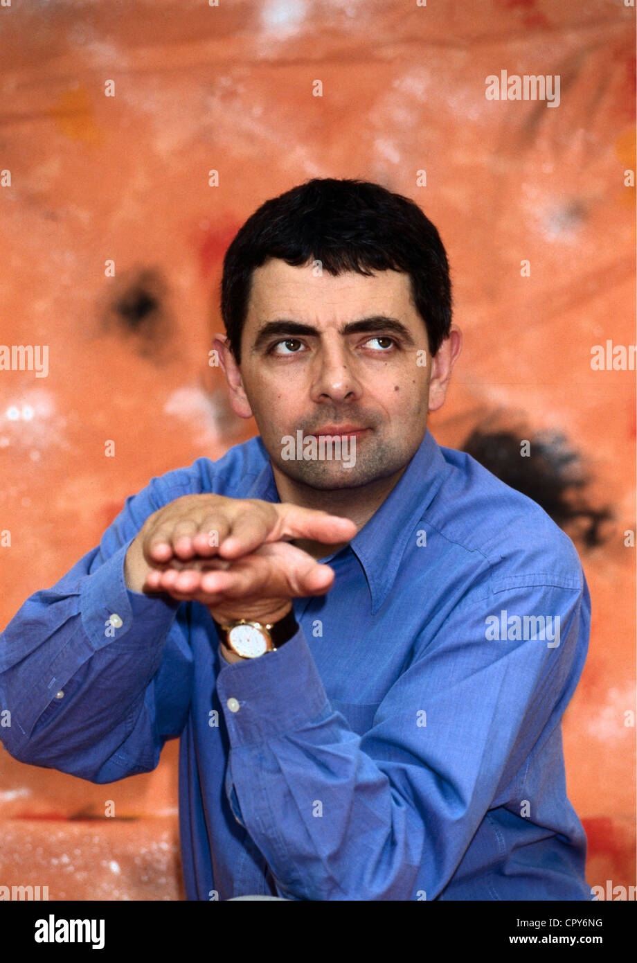 Atkinson, Rowan (Mr. Bean), * 6.1.1955, British actor, comedian, half length, 1997, Stock Photo