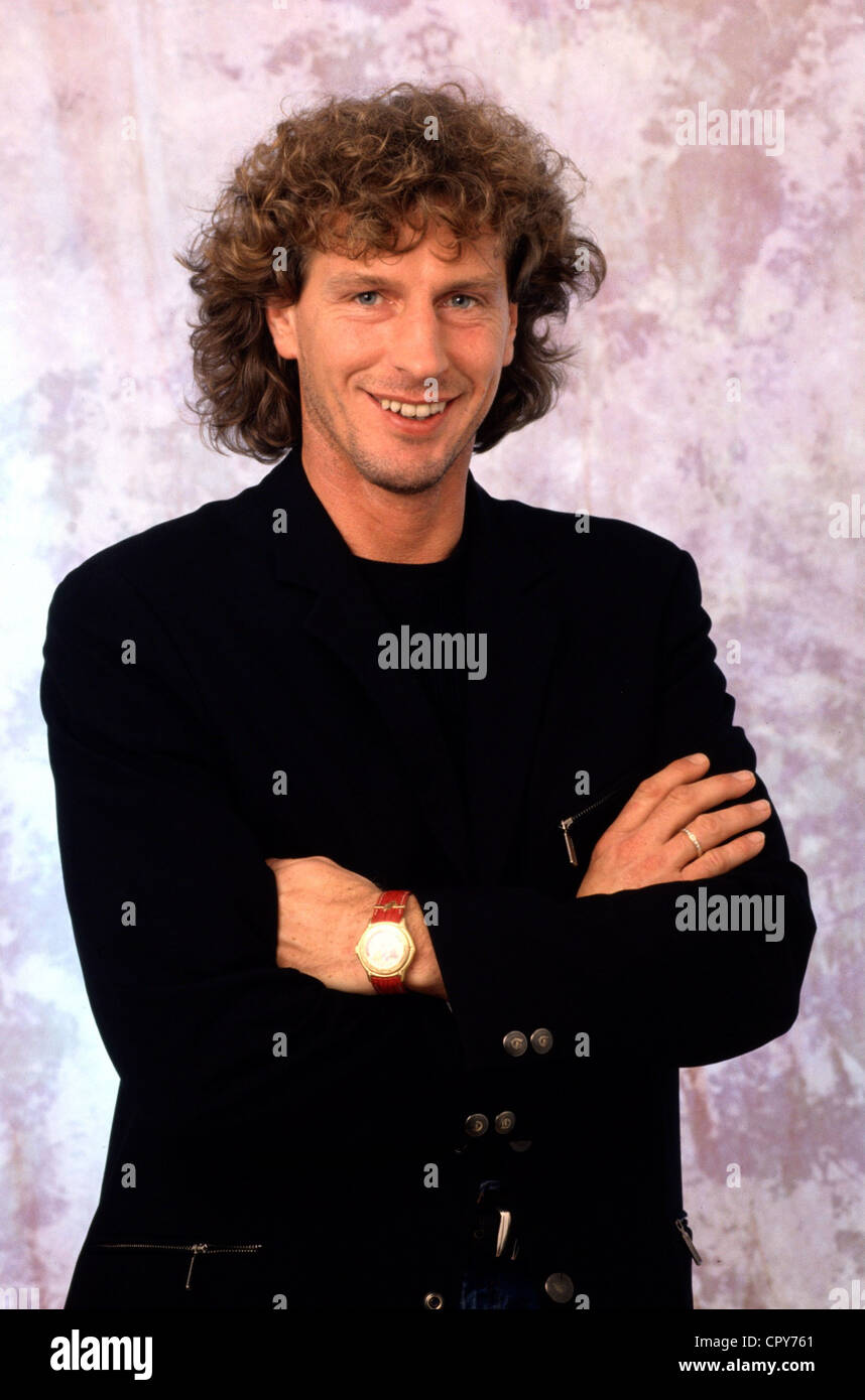 Schulz, Michael, * 3.9.1961, German soccer / football player, half length, 1997, Stock Photo