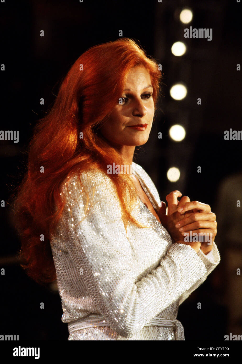 Milva (Marina Ilva Biolcati), * 17.7.1939, Italian singer, half length, on stage, 1979, Stock Photo