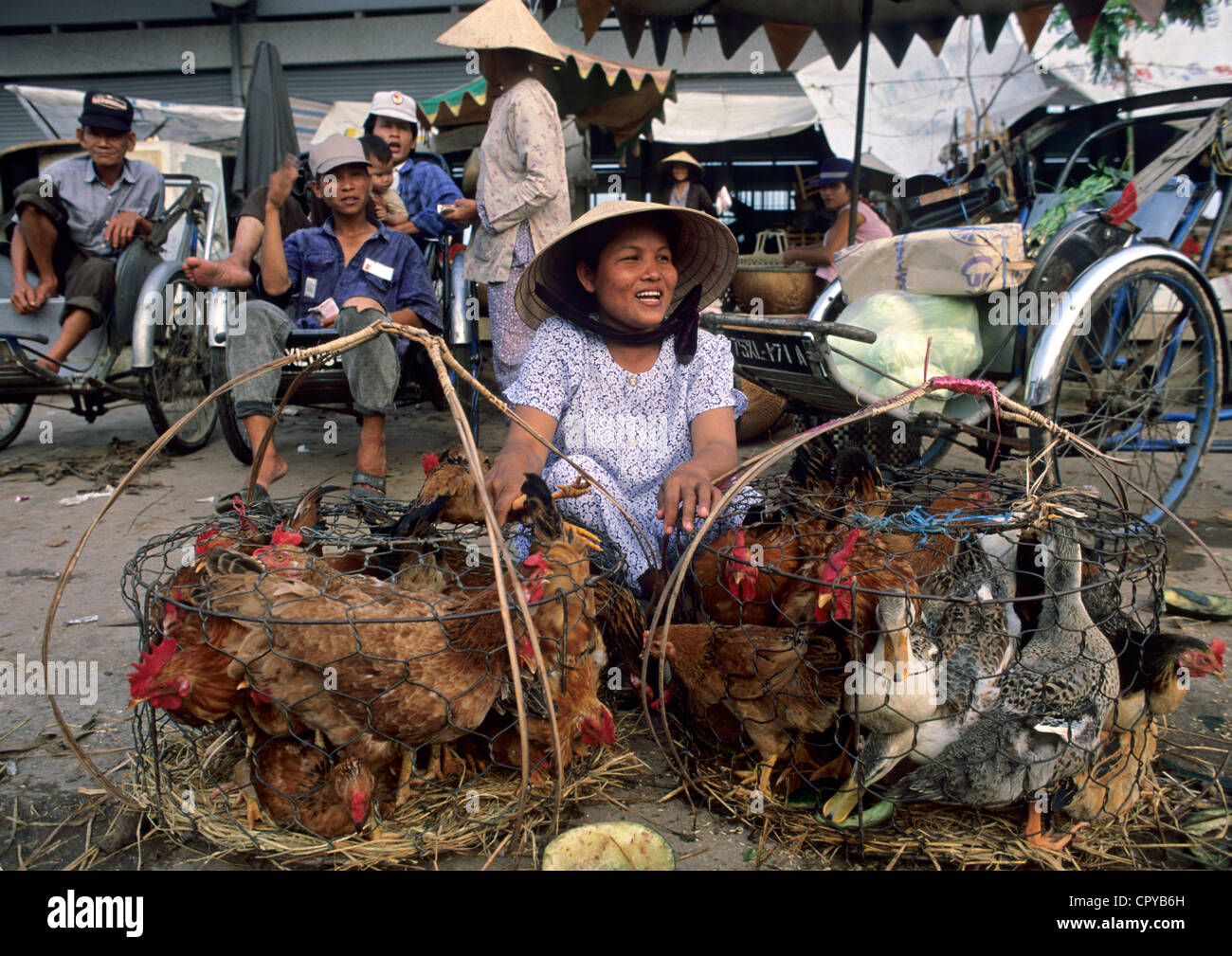 Vietnam, Thua Thien Hue Province, Hue, market, fowl stand Stock Photo