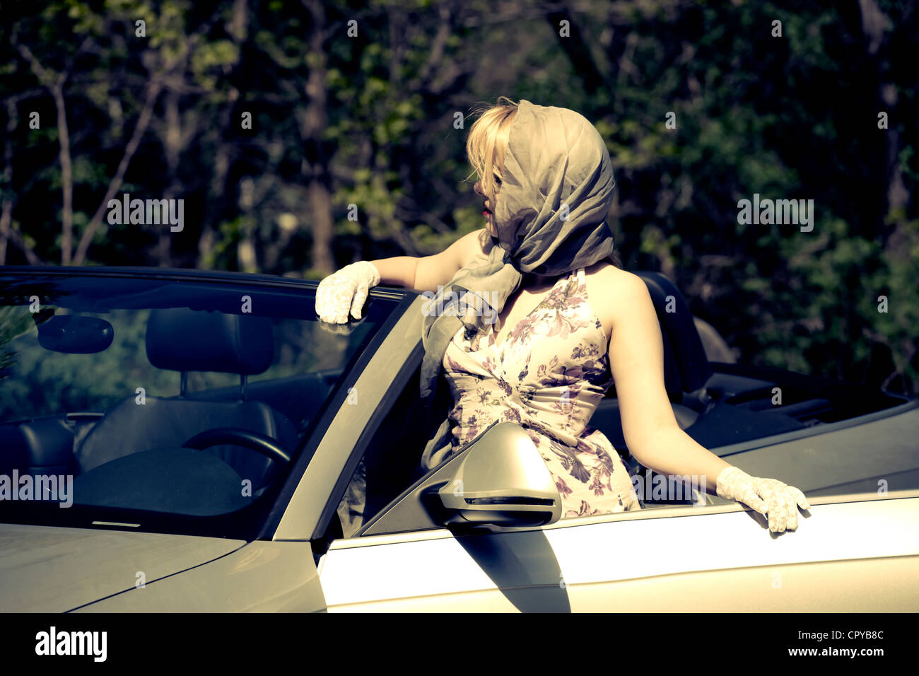 How To Wear A Scarf In A Convertible 2025