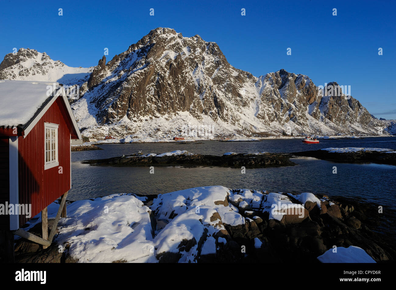 Norway, Nordland County, Lofoten Islands, Austvagoy Island, Svolvaer harbour, rorbuer (fishermen's huts) Stock Photo