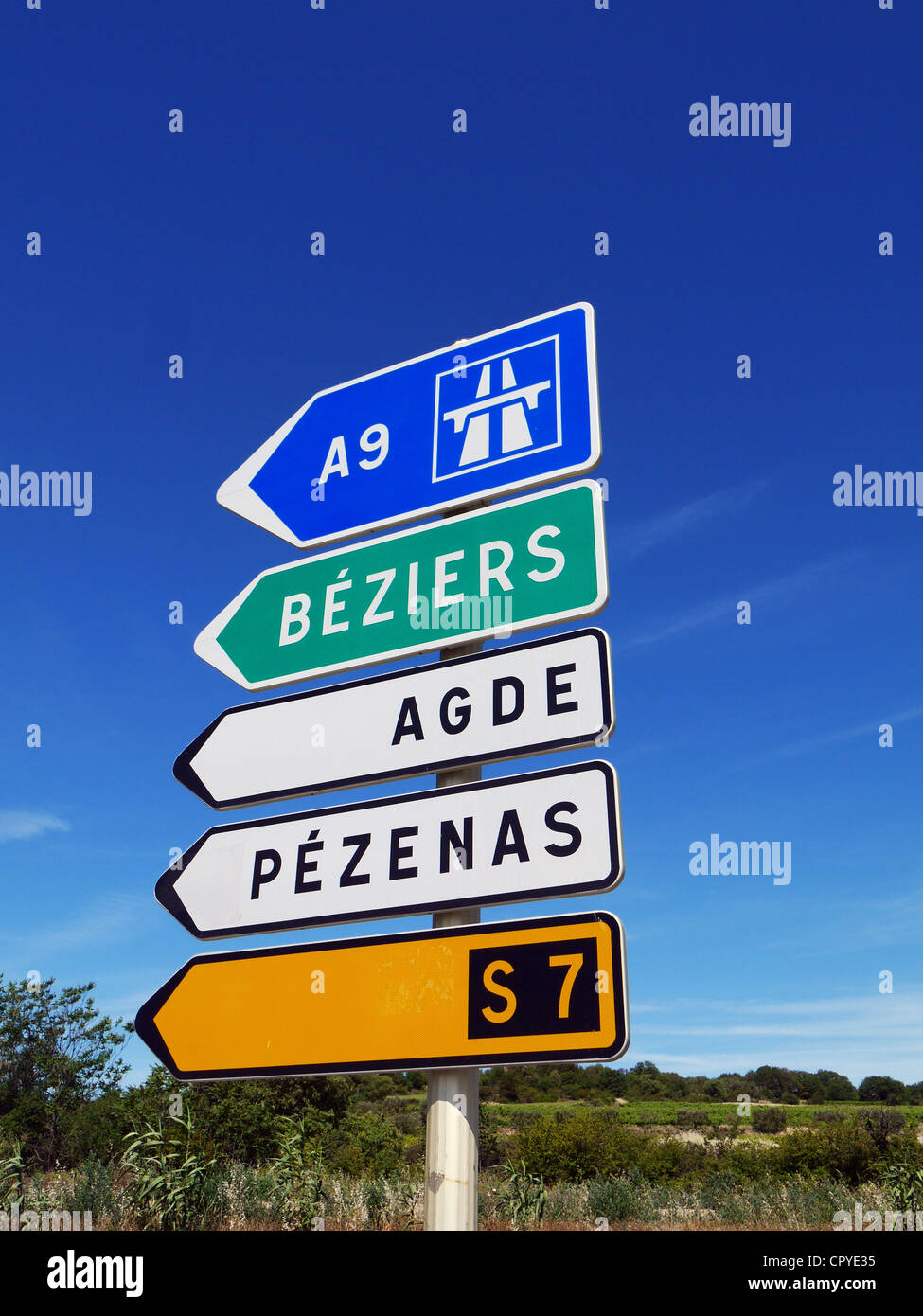 Road Signs In France High Resolution Stock Photography and Images 