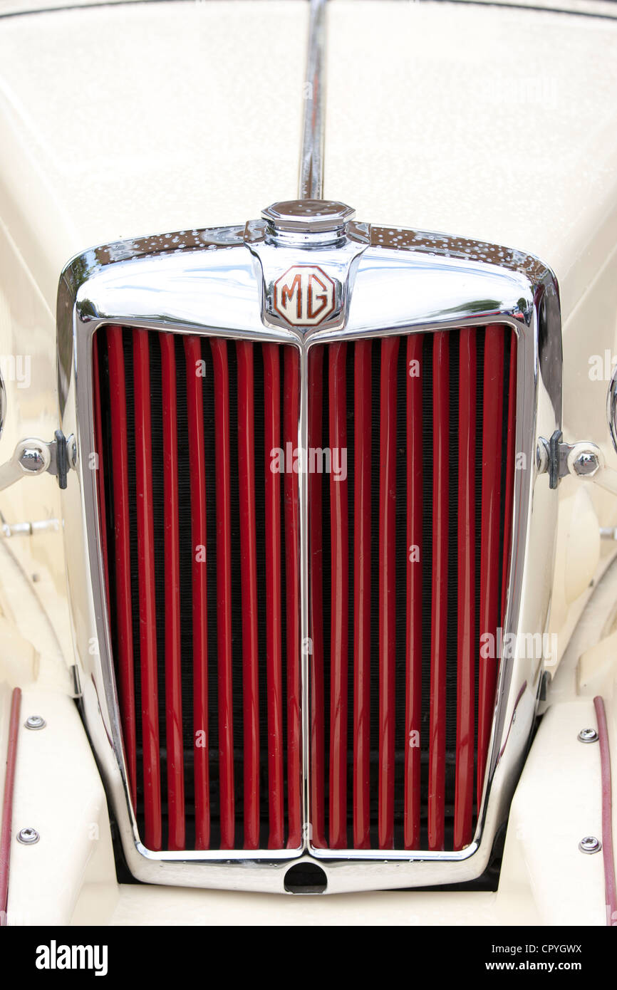 Iconic car cars vehicle vehicles hi-res stock photography and images - Alamy