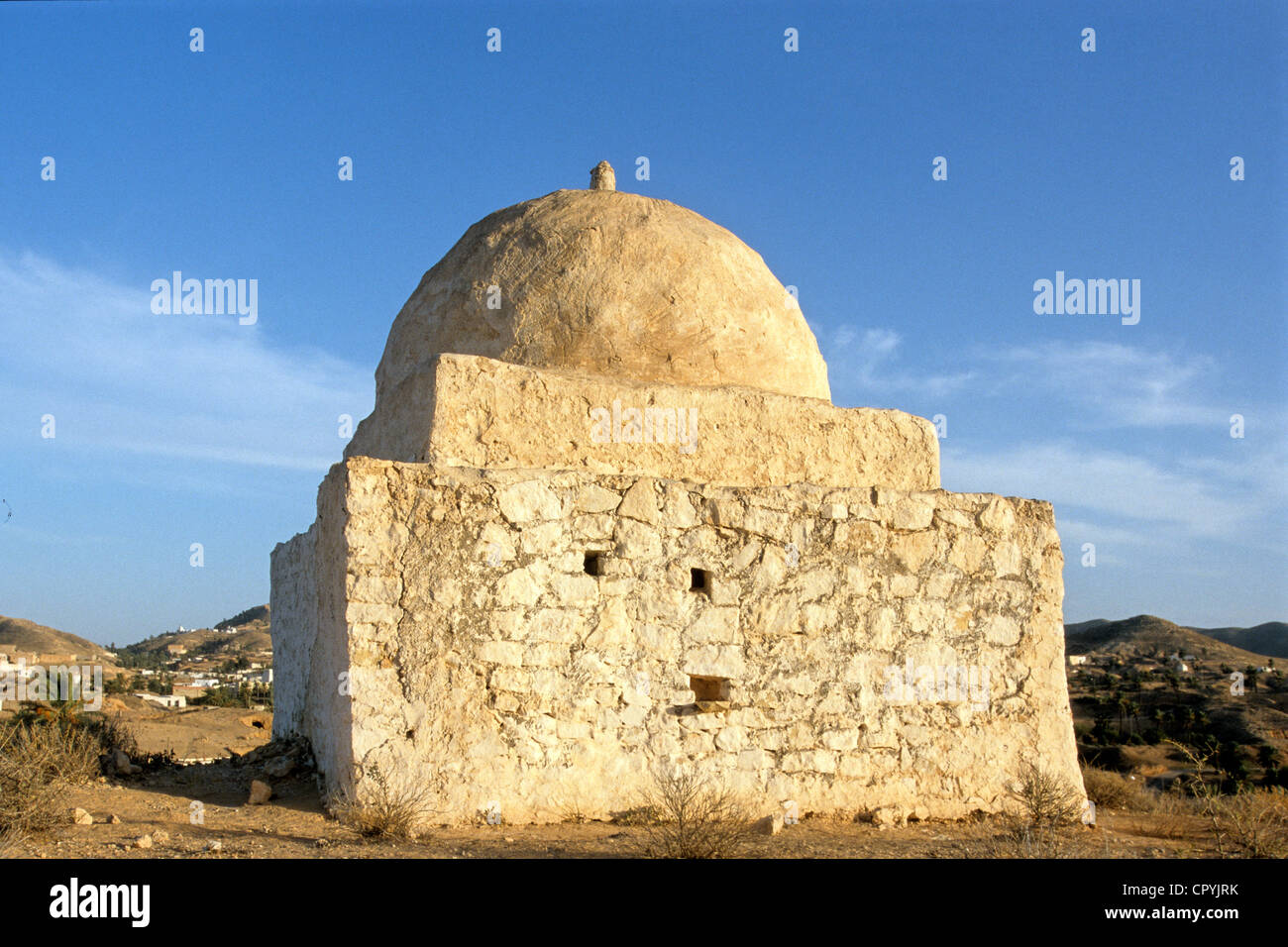 Tunisia, Gabès Governorate, Matmata, detail of a Saint's shrine, place for holy man to rest Stock Photo