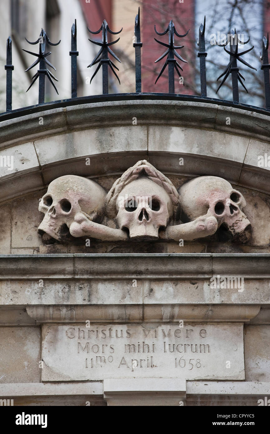 Ghastly Grim Gate at St Olave's Chruch Hart Street, City of London, United Kingdom Stock Photo