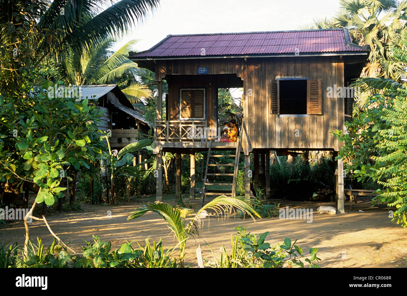 Cambodia, Siem Reap, stilts houses Stock Photo Alamy