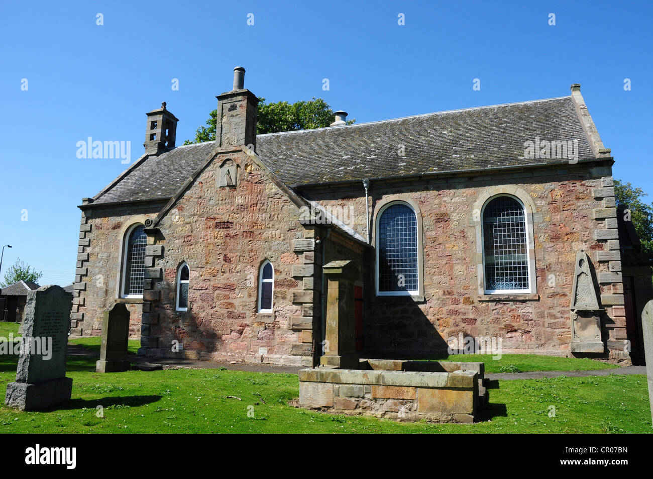 The parish church of Newton on the southern outskirts of Edinburgh, Midlothian Stock Photo