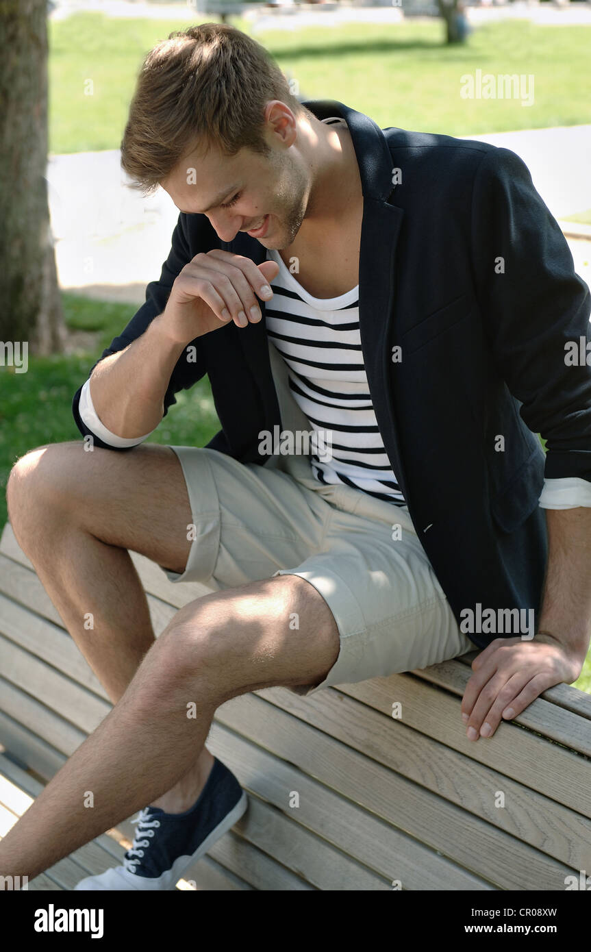 Fashionable man casual outfit hi-res stock photography and images - Alamy