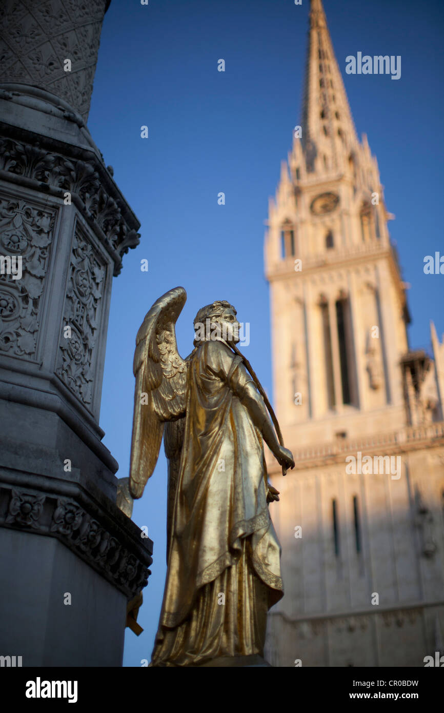 Ornate statue in town square Stock Photo Alamy