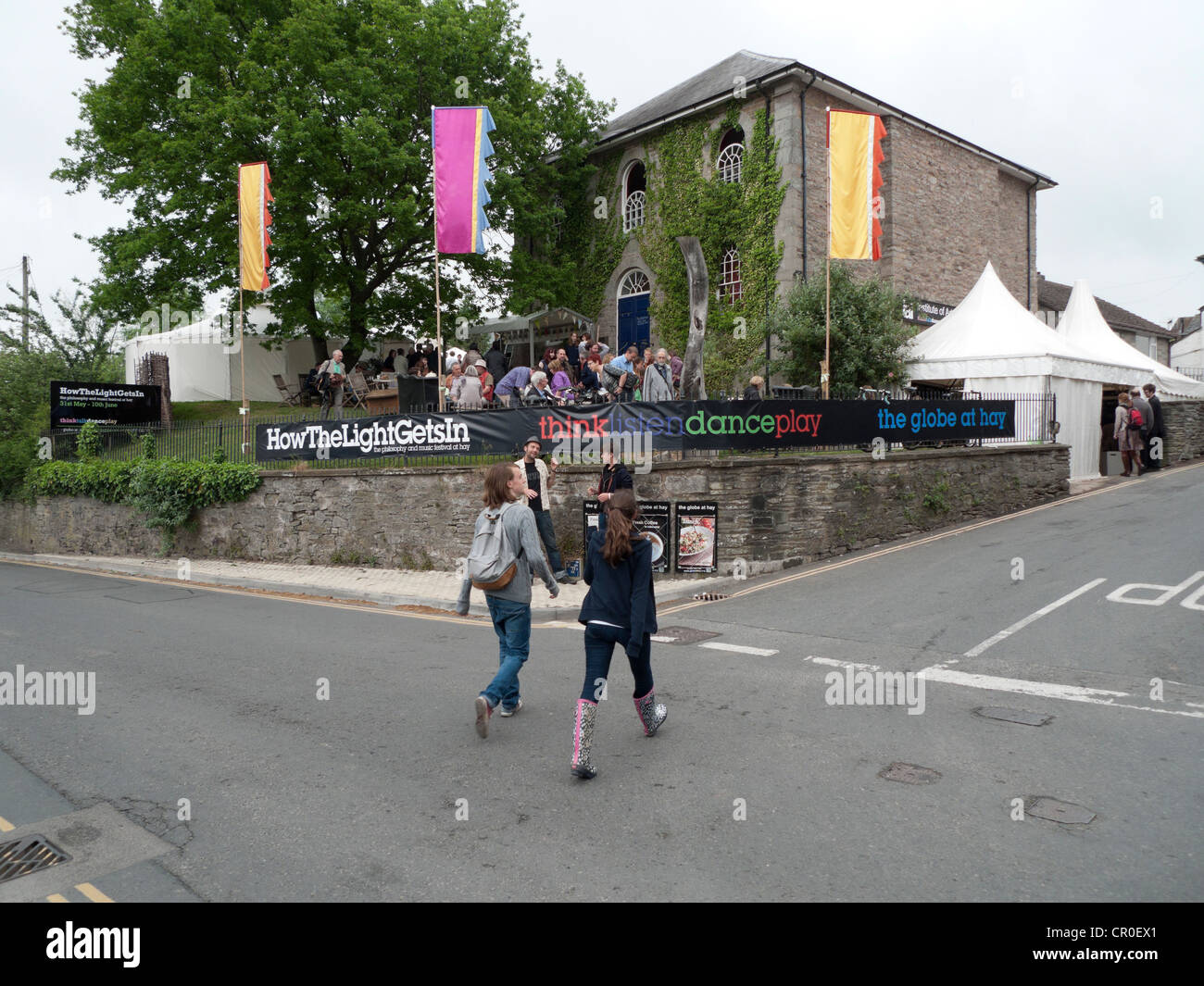 How the light gets in festival hi-res stock photography and images - Alamy