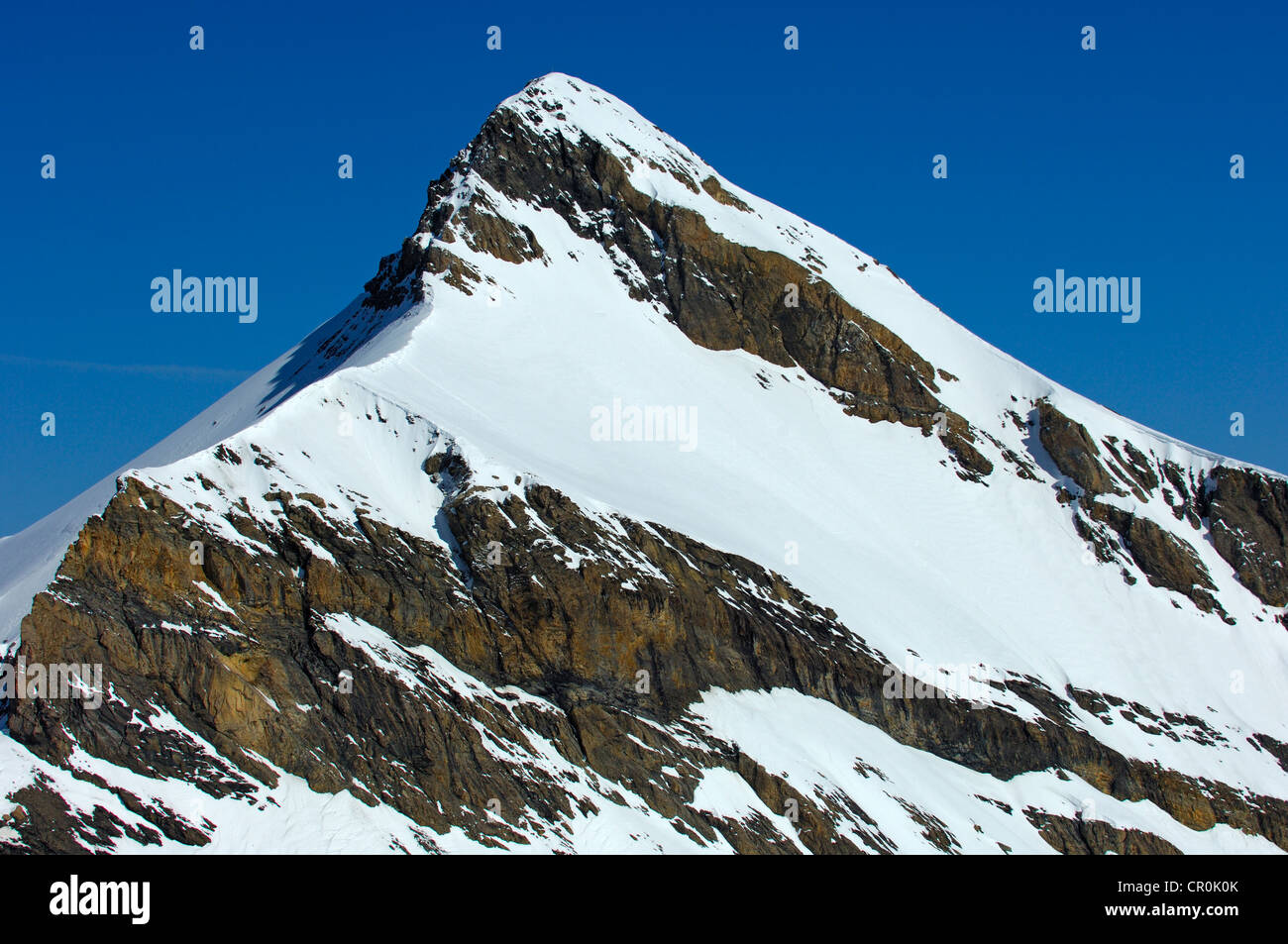 Les diablerets switzerland snow hi-res stock photography and images - Alamy
