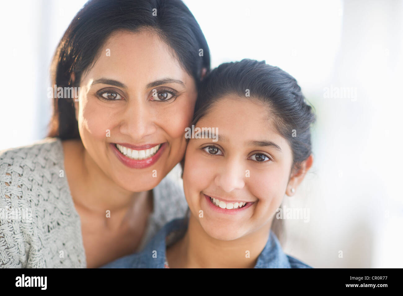 USA, New Jersey, Jersey City, Portrait of mother and daughter (1213