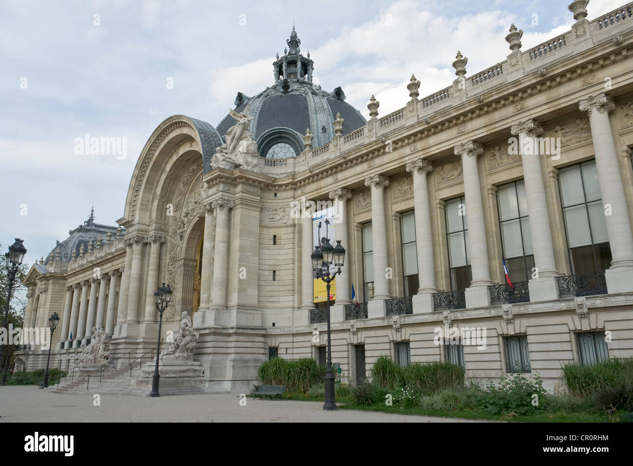 Petit Palais Stock Photo 48576352 Alamy