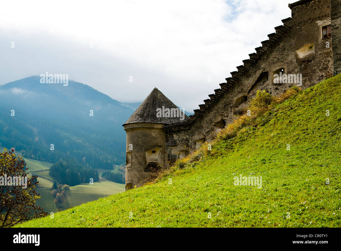 Burg Heinfels castle in Panzendorf, Dolomite Alps, Austria, Europe Stock Photo