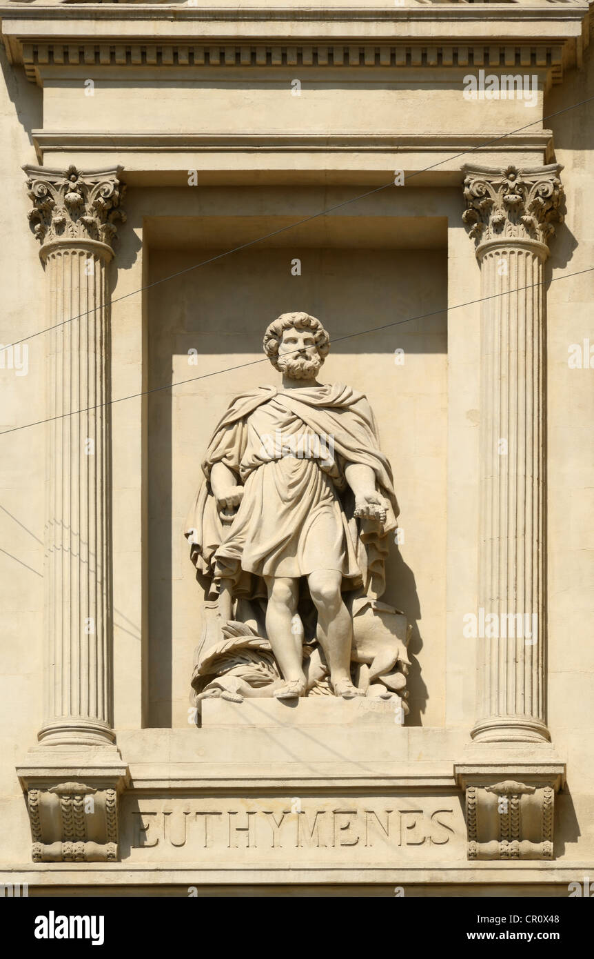 Statue of Euthymenes Greek Explorer in Niche of the Chamber of Commerce or La Bourse La Canebière Marseille or Marseilles Provence France Stock Photo