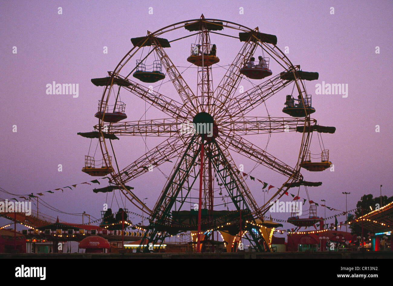 A ferris wheel entertaining Saudis and their families in Saudi Arabia's ...