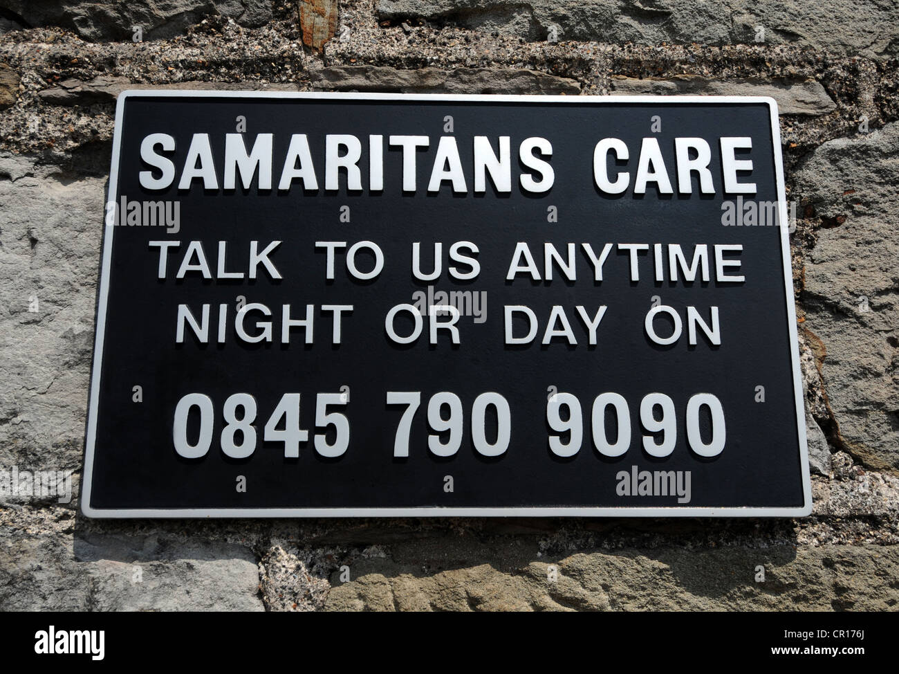Samaritans help sign on Clifton Suspension Bridge, Bristol, Somerset, Britain, UK Stock Photo