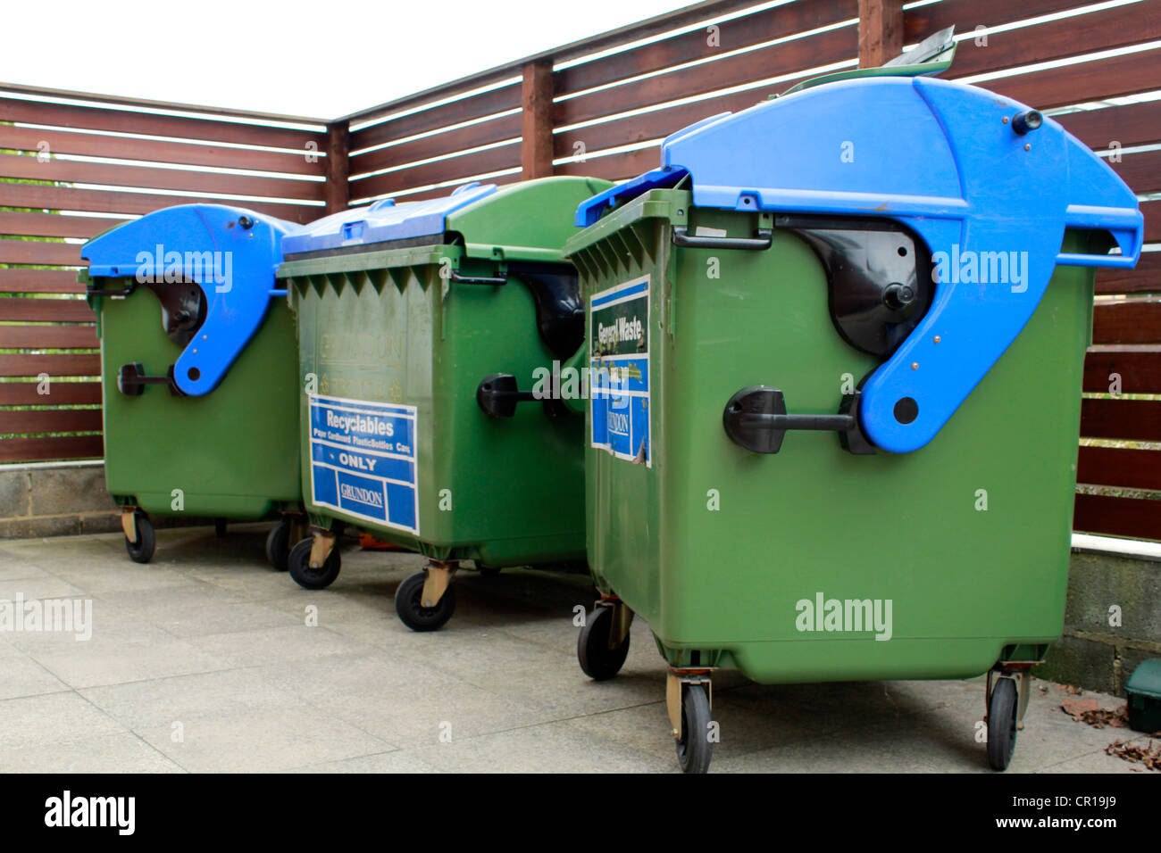 Large cheap recycle bins