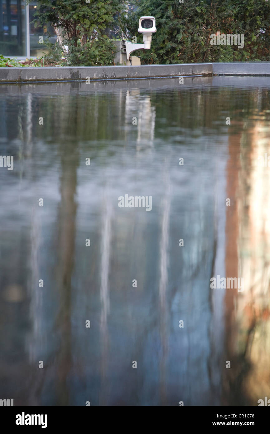 Ground level hi-res stock photography and images - Alamy