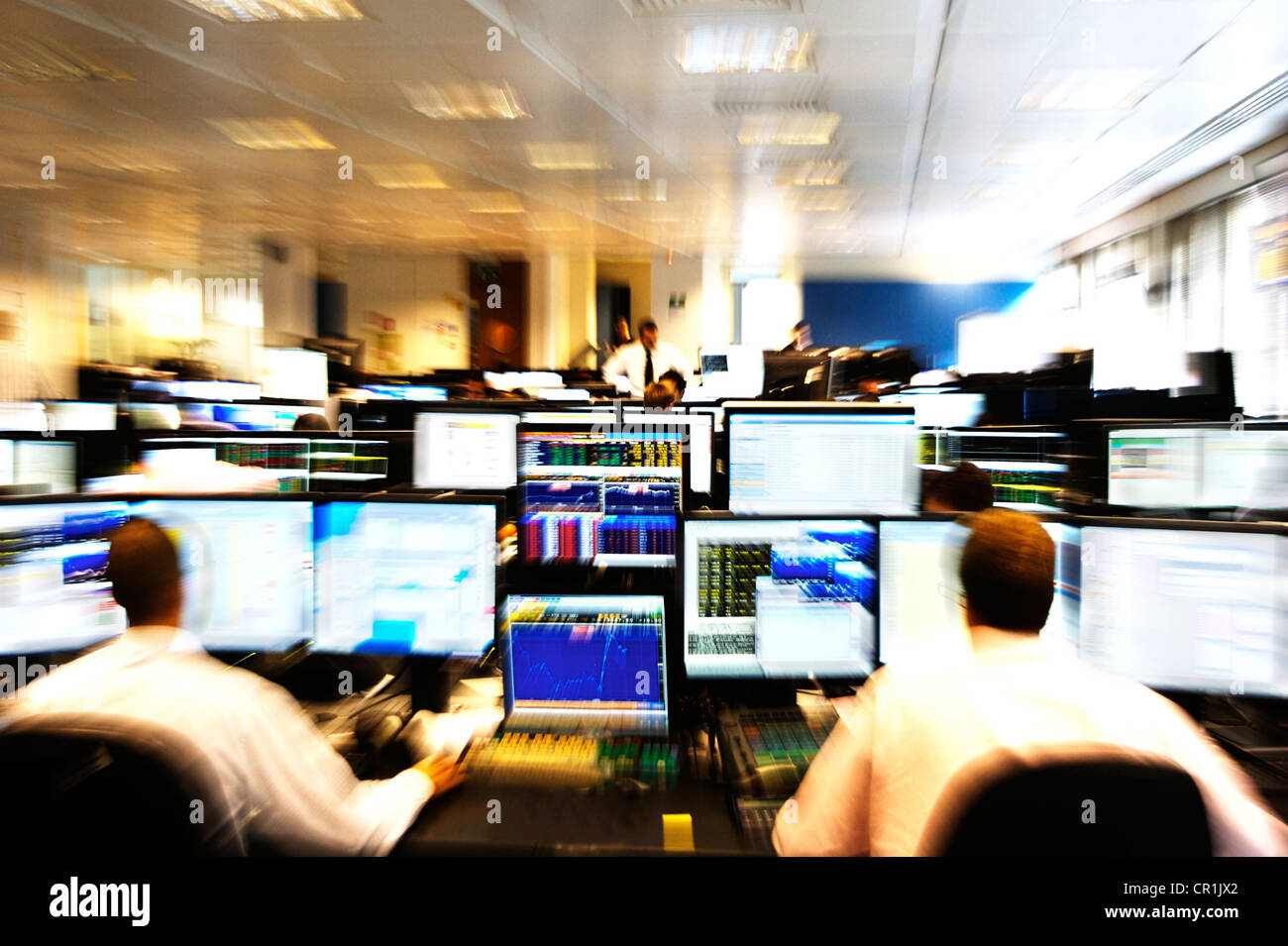 London stock exchange floor hi-res stock photography and images - Alamy