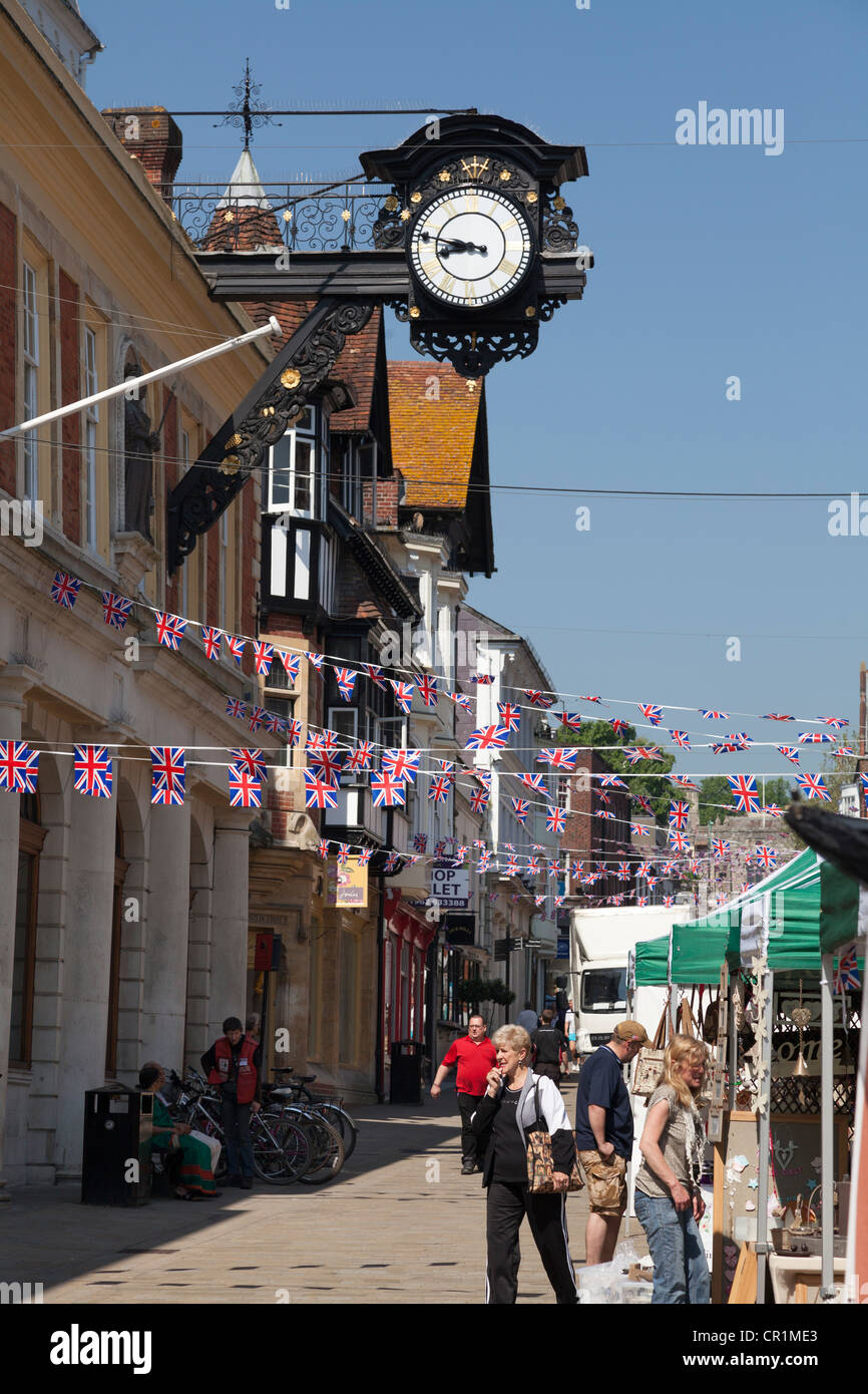 High street clock winchester hires stock photography and images Alamy