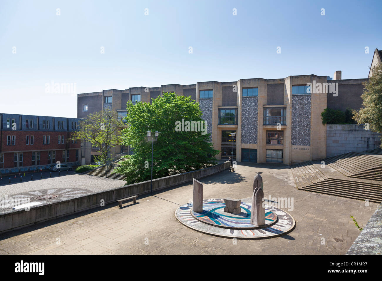 Hampshire Jubilee Sculpture Outside Winchester Crown Court Law Courts Stock Photo Alamy