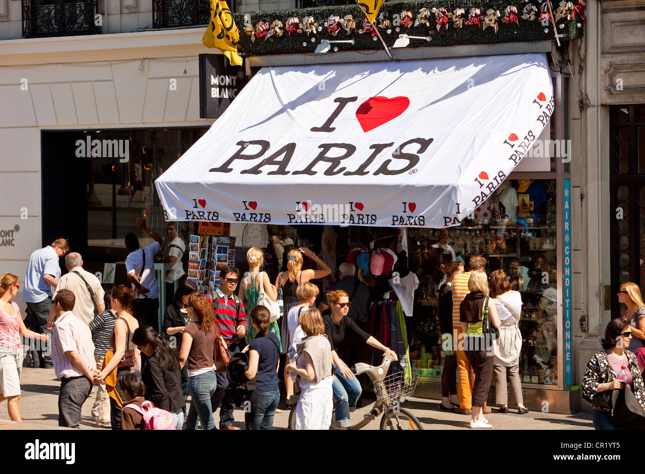 France, Paris, souvenir shop on the Champs-Elysées Stock Photo
