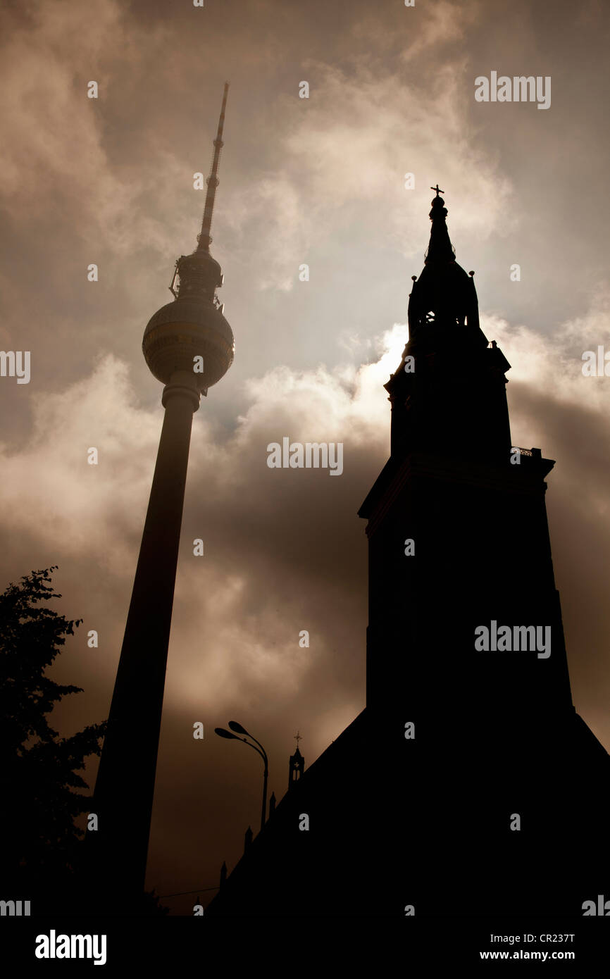 Silhouette of clock tower hi-res stock photography and images - Alamy