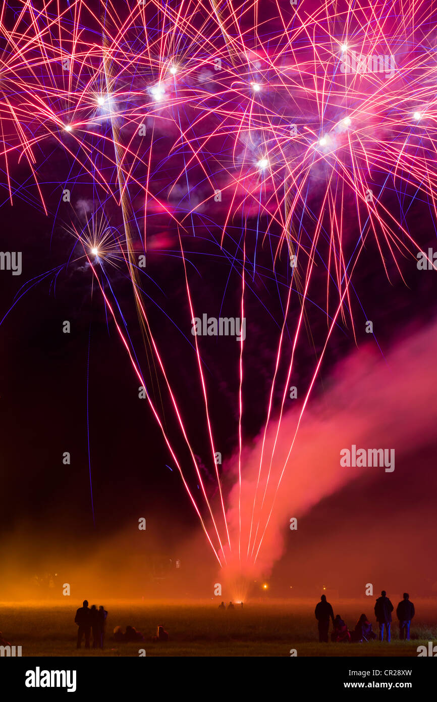 Jubilee fireworks hires stock photography and images Alamy