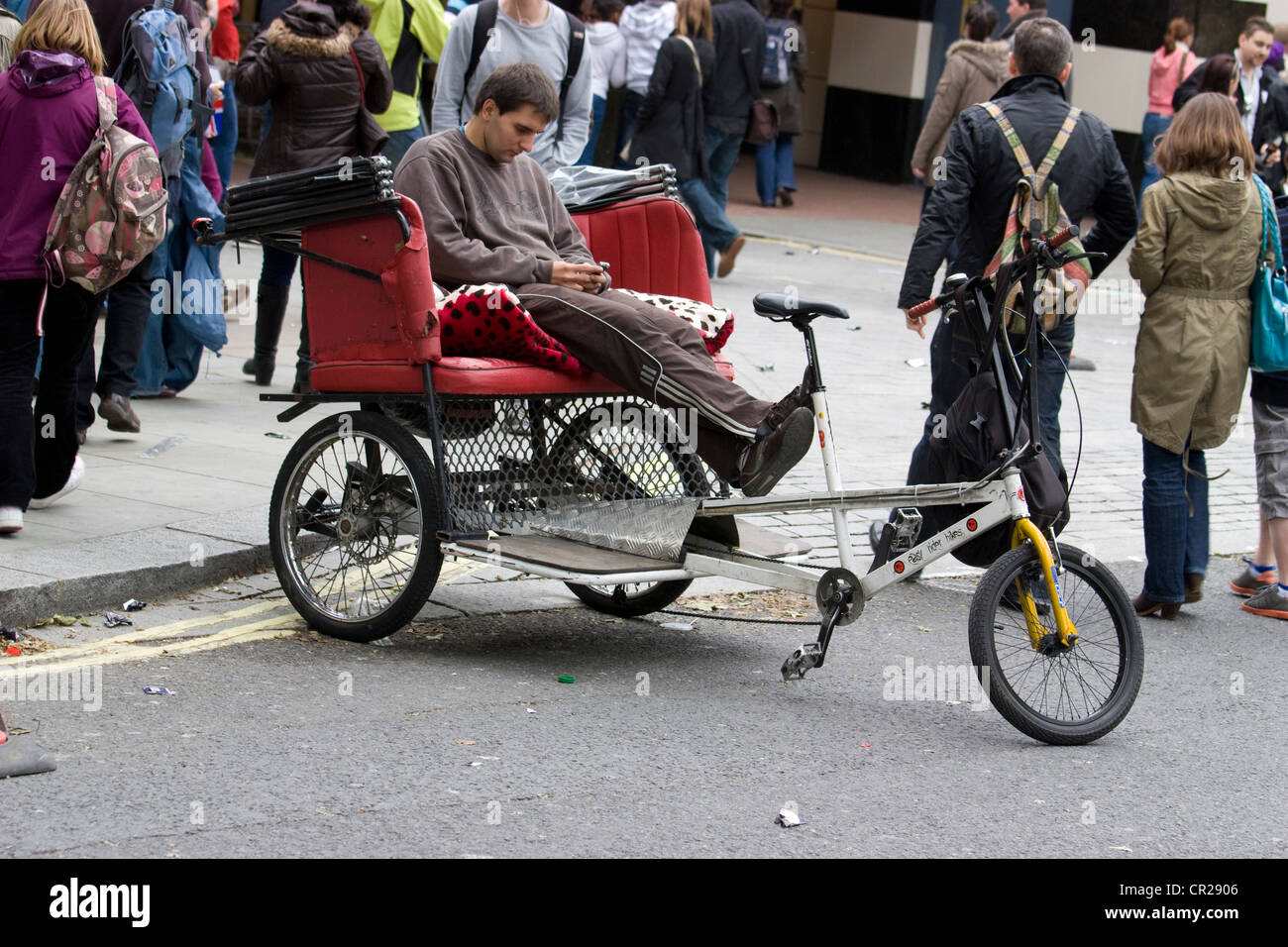 London rickshaw tricycle Stock Photo Alamy