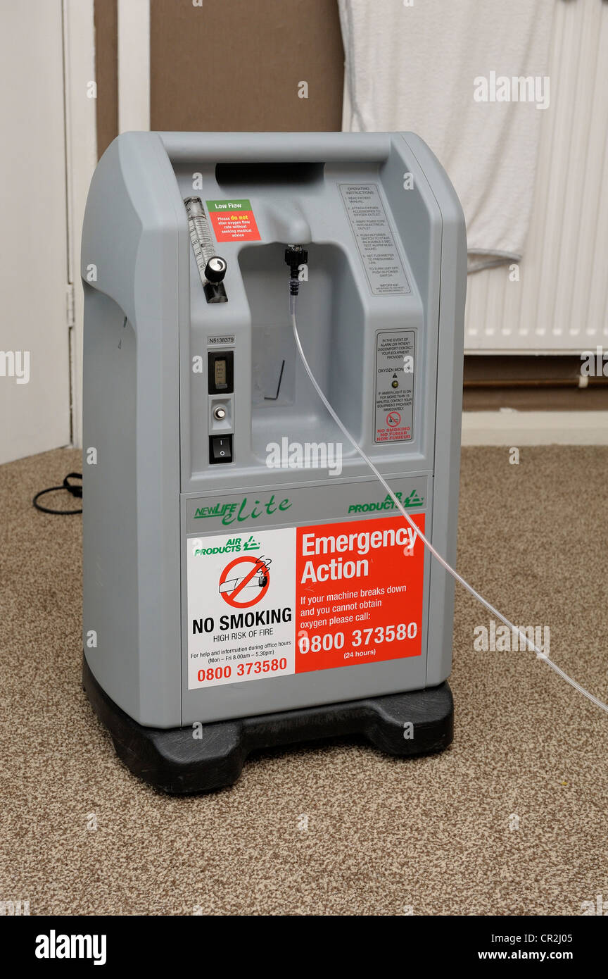 new life elite portable home oxygen concentrator for patients who need a continuous supply of oxygen england uk Stock Photo