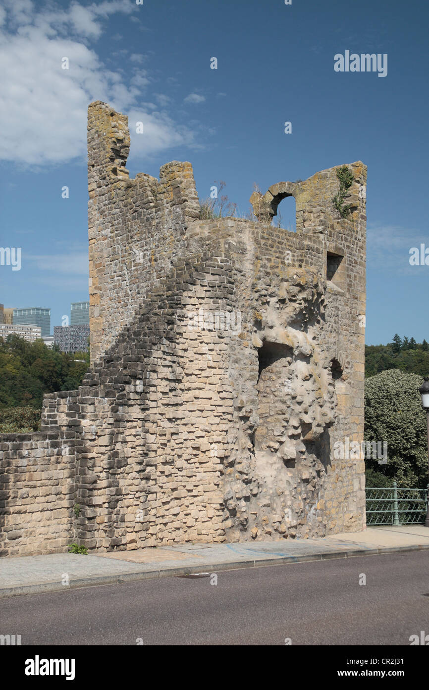 The Dent Creuse/"Hollow Tooth" ruin, Casemates du Bock, part of the