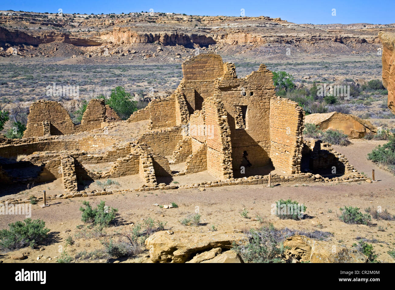 The sandstone walls of the Anasazi great house of Kin Kletso, in Chaco Canyon National Historical Park, New Mexico Stock Photo