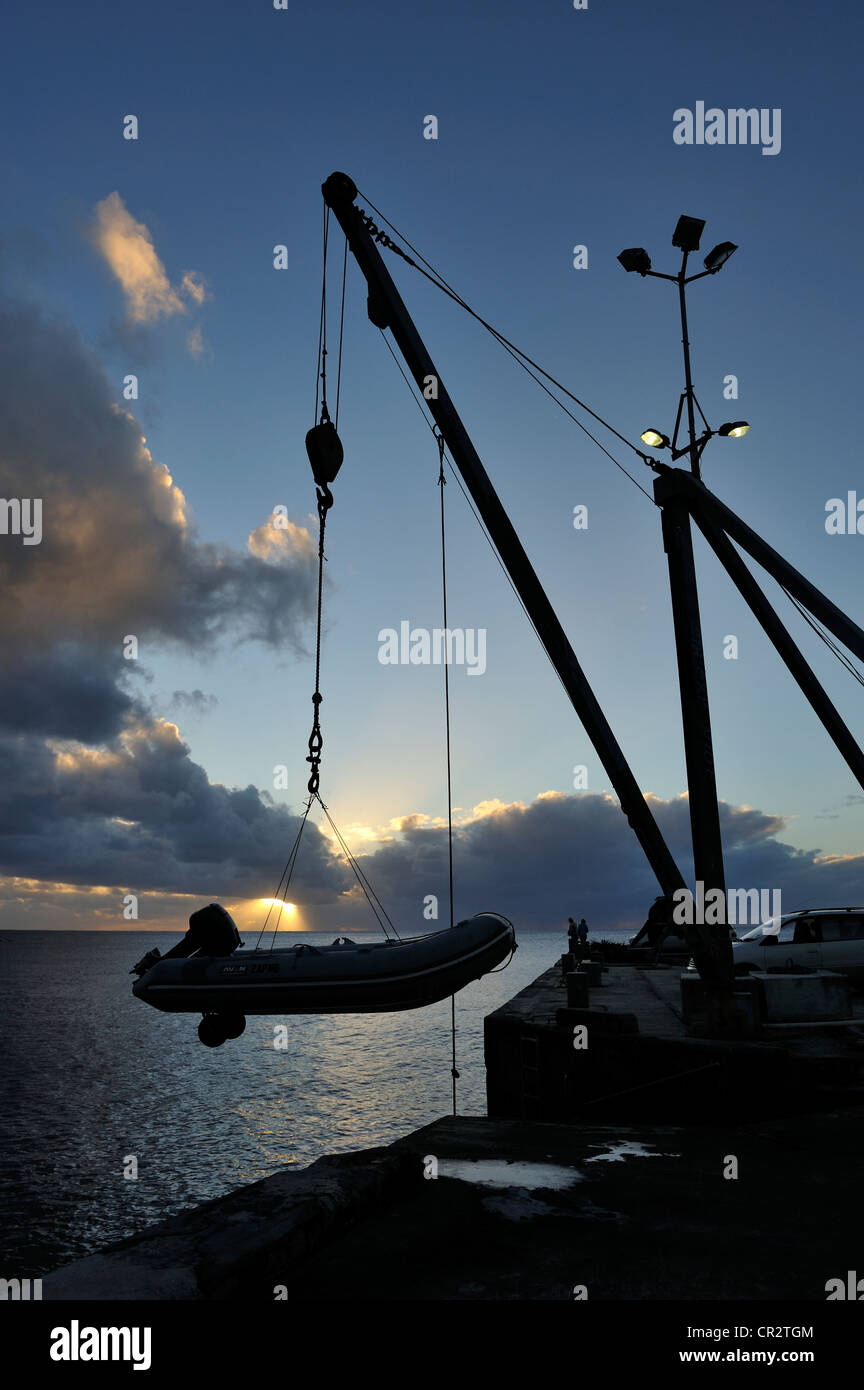 The dinghy crane that lifts dinghies out of the frequent swell and onto