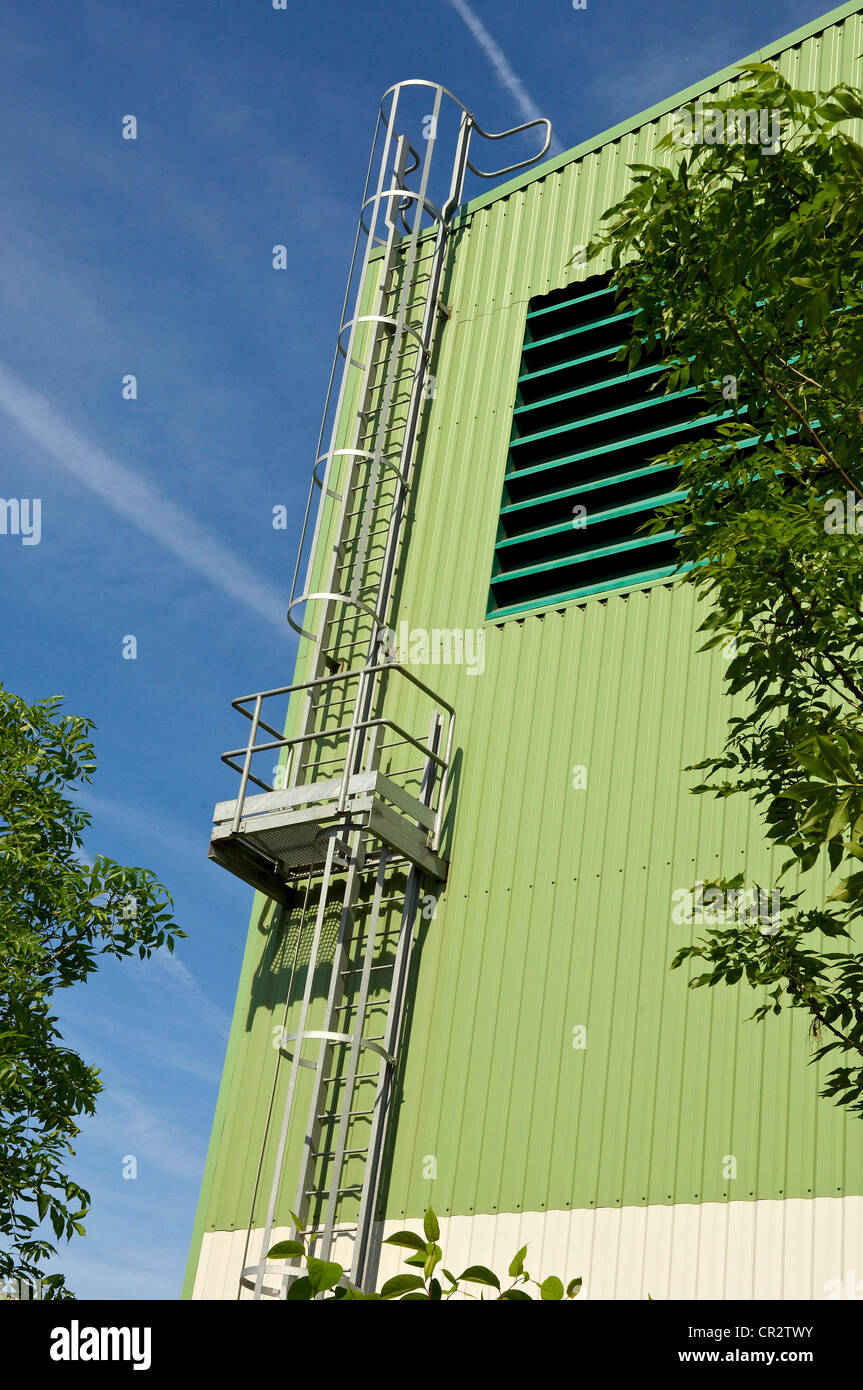 Outside emergency staircase hires stock photography and images Alamy