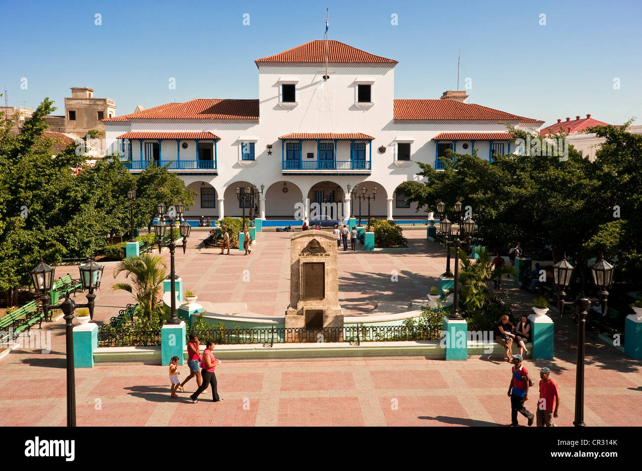 Cuba, Santiago de Cuba Province, Santiago, city of Santiago de Cuba, Plaza Caspedes and the Town hall where Fidel Castro gave Stock Photo